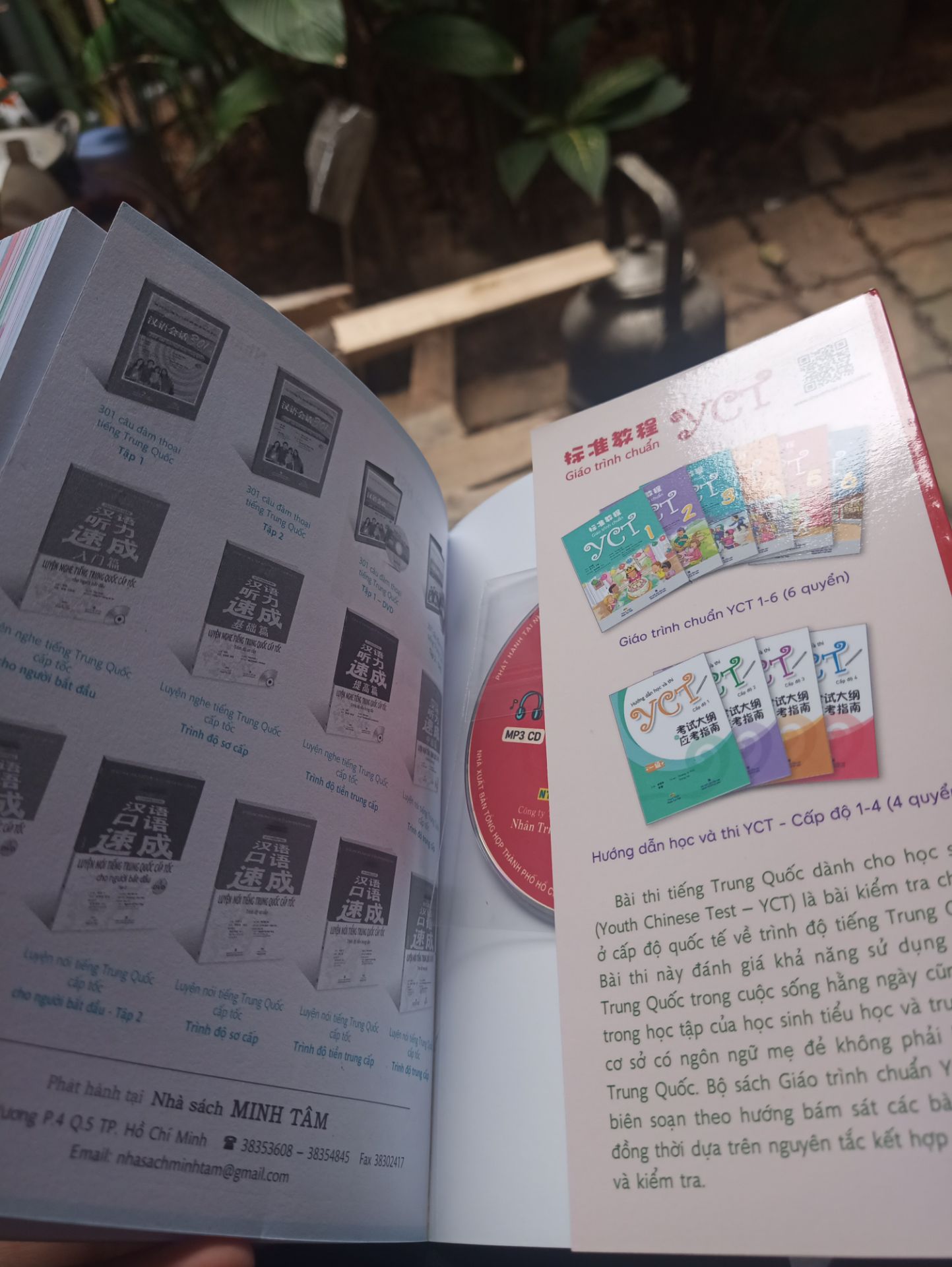 săn sale được sách khá là ưng.Giao nhanh,nhưng sách hơi bị móp một tí