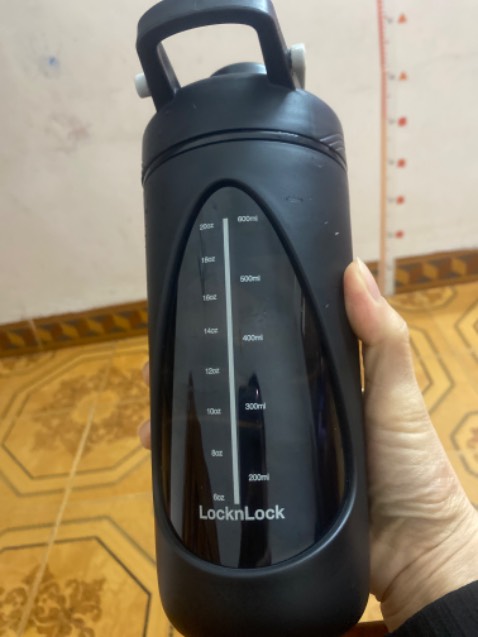 Sp to quá, m tưởng nhỏ xinh để tiện mang theo, lọ to 1 lít thành ra ko tiện. Chất lượng thì OK, chắc chắn và đẹp, dùng đựng nước thì ok