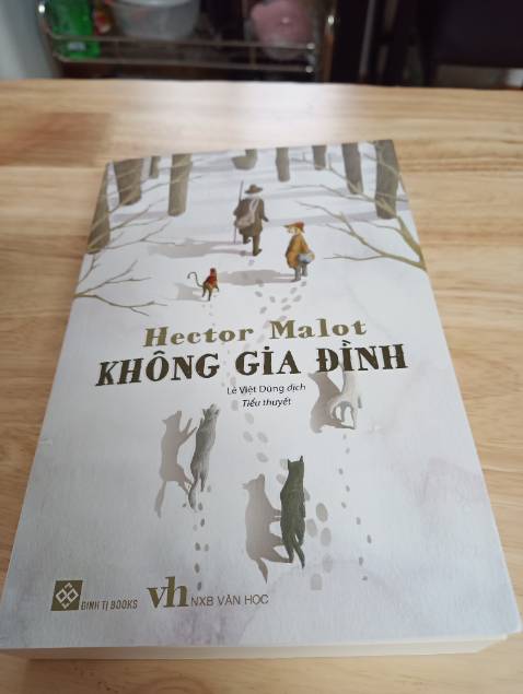 Bản dịch này của Lê Việt Dũng có chất lượng tốt hơn hẳn các phiên bản tiếng Việt khác. Sách in và gia công đạt chất lượng tốt.