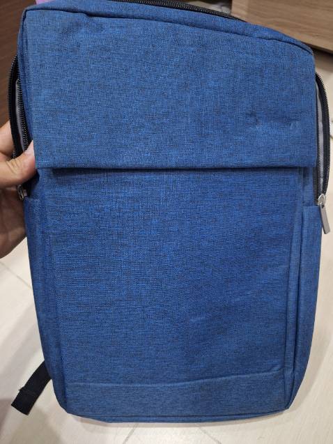 Đường may khá kỹ, cảm giác rất ưng ý với tầm giá. Nên mua