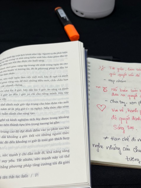 Nhiều bài học hay, như học về tâm lý, bộ não, bạn nào quan tâm đến hành vi hằng ngày thì có thể kham khảo. Ngoài ra sách nói về phương pháp nhiều, áp dụng được ngay.