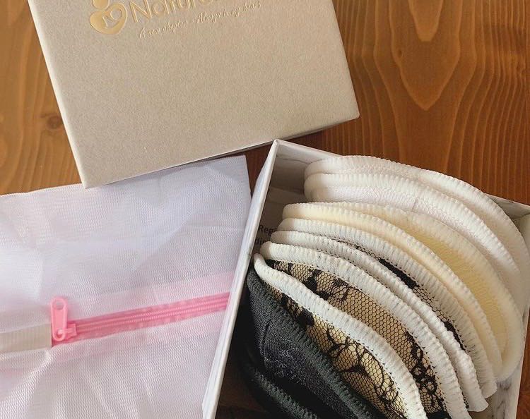 Đã mua cốc hút sữa Naturebond, giờ con lớn nên mua yếm ăn dặm này ko cần suy nghĩ,
tiki giao hàng thì ko chê được Đã mua cốc hút sữa Naturebond, giờ con lớn nên mua yếm ăn dặm này ko cần suy nghĩ,
tiki giao hàng thì ko chê được