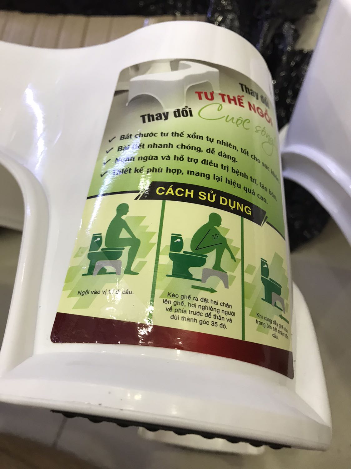 Ghế hơi nhỏ, phù hợp giá tiền.