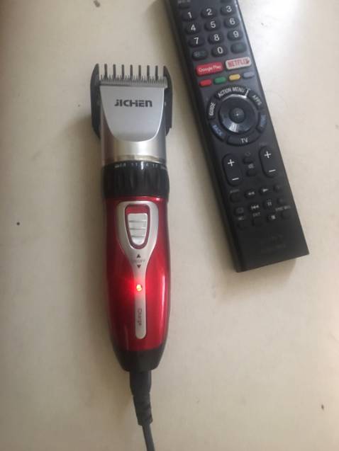 Hàng đẹp xuất sắc luôn mn ạ. Máy chạy êm . Khoẻ . Đã *** ok lắm ạ. Cắt tóc mượt luôn . Giao hàng nhanh. Nhà có cái tông đơ tiện nhiều cái lắm mb lên mua nhé .