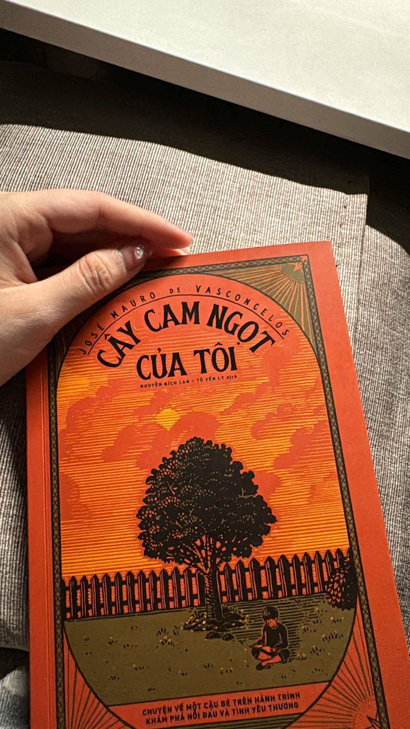 Đa số sách mình mua vì được truyền cảm hứng từ BTS, nhờ BTS đặc biệt là KIM NAM JOON trưởng nhóm giúp mình có rất nhiều động lực đọc sách
Phải khen Tiki vì luôn bán sách rẻ, chính hãng, giao nhanh, mua sách trên Tiki cũng được review rất kĩ từ các độc giả khác, cảm ơn mng rất nhiều