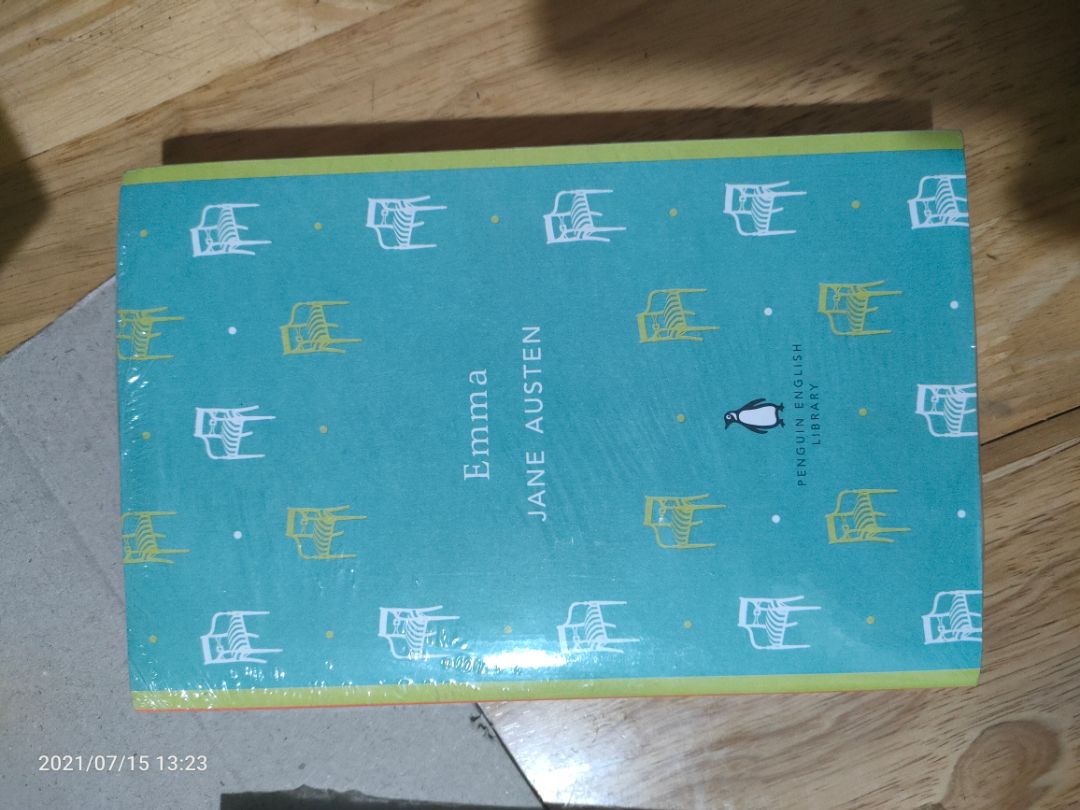 Bọc sách cẩn thận, giao hàng tốt, bìa sách mềm rất đẹp, mình rất hài lòng.