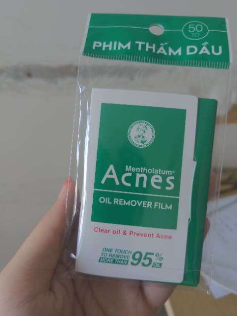 Thấm dầu xài nhanh hết lắm nè, không phải mặt dầu nhiều mà do mỗi lần rút da là có người xin ké. Tranh thủ có deal thì hốt lẹ nha bà con Thấm dầu xài nhanh hết lắm nè, không phải mặt dầu nhiều mà do mỗi lần rút da là có người xin ké. Tranh thủ có deal thì hốt lẹ nha bà con