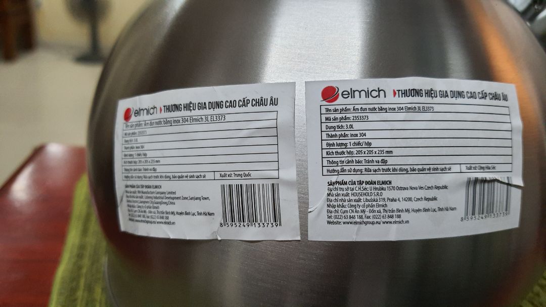 Sản phẩm dùng ngày đầu tiên ổn định, đóng gói bình thường.
Đánh giá 1 sao cho chính Tiki Trading, đơn vị phân phối sản phẩm. Ngày đặt hàng và thanh toán trước là 01/11, ngày cam kết giao hàng là 15/11, đến ngày 20/11 mới bắt đầu xử lý đơn hàng, và ngày 22/11 nhận được hàng. 2 lần nhận phàn nàn vào ngày 17/11 và 20/11, Tiki chỉ có trả lời bằng email với lời xin lỗi sáo rỗng. Một giao dịch thương mại bị vi phạm cam kết, nhưng Tiki đã cho khách hàng thấy "uy tín" của mình và ko có bất kỳ hành động nghiêm túc để bồi thường việc vi phạm của mình.
Lần cuối cùng comment ở đây, và app Tiki sẽ được xóa ngay comment này.