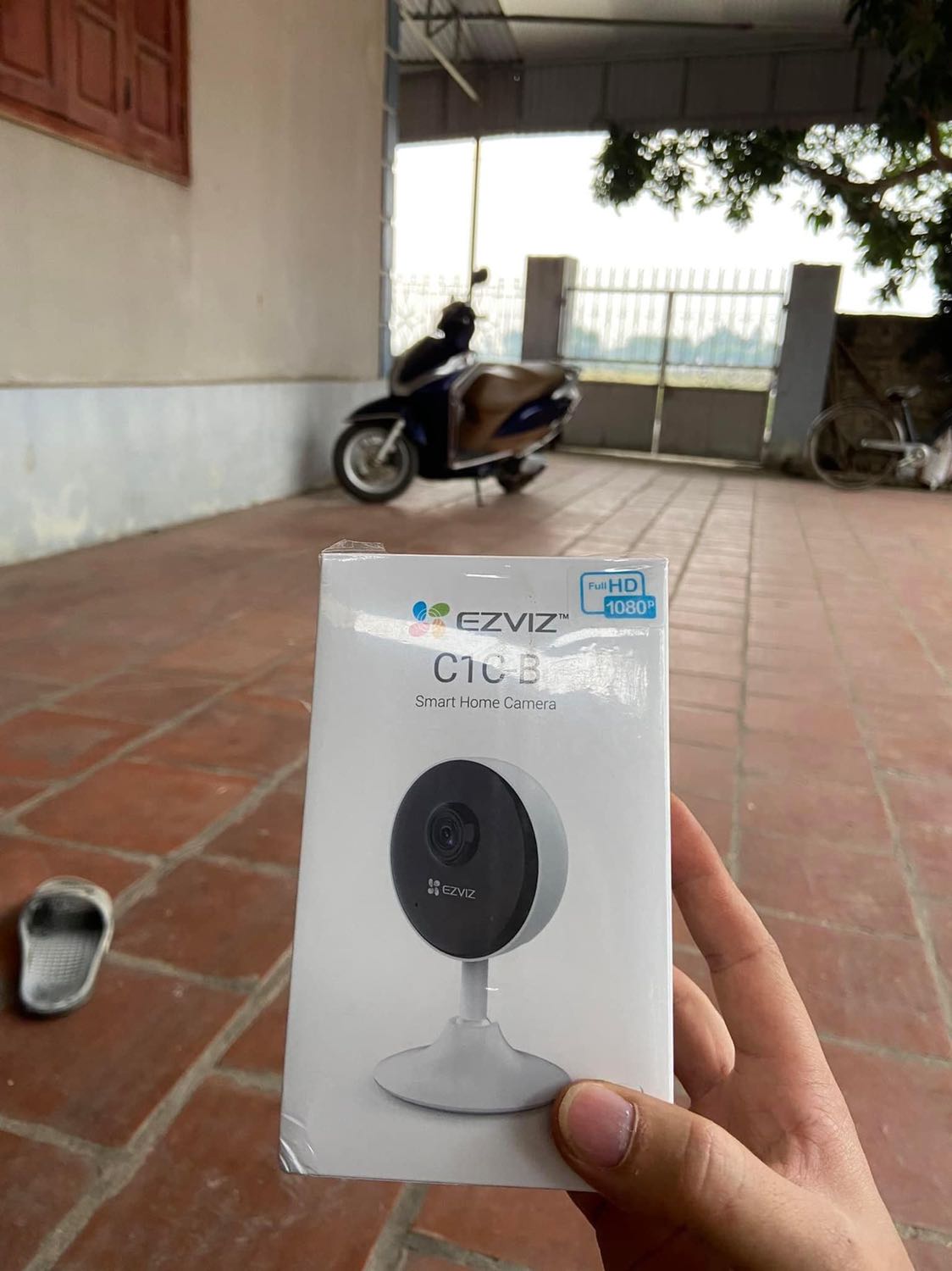 Tuyệt vời ! Tư vấn rất tận tình, Shop đóng gói rất nhanh, giao hàng cũng nhanh. Mình đã nhận đầy đủ phụ kiện, tes thử thấy rất ok! Bây h là quá trình sử dụng nữa thôi!