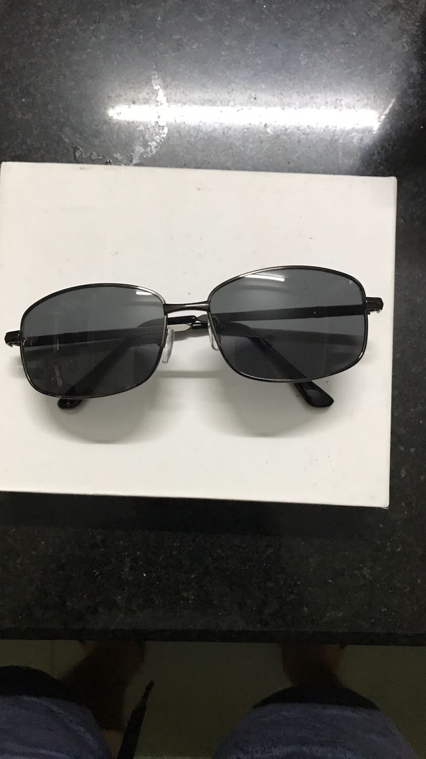 Sản phẩm giao không đúng với hình đăng trên , nhưng vẫn ok với sản phẩm giao,