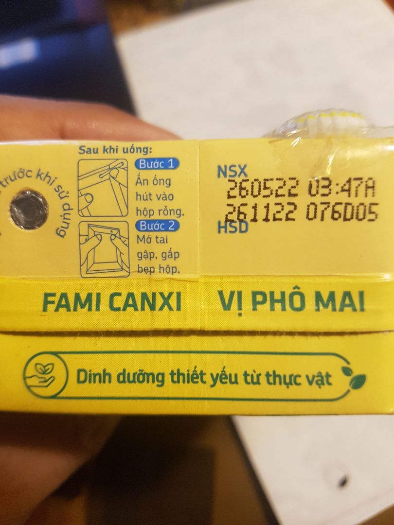 sản phẩm đúng như mô tả, nhãn hiệu fami

có vị thơm béo phomai,

có date được 6 tháng t11.2022,

chuẩn bị và giao hàng rất sớm,

giá khuyến mãi