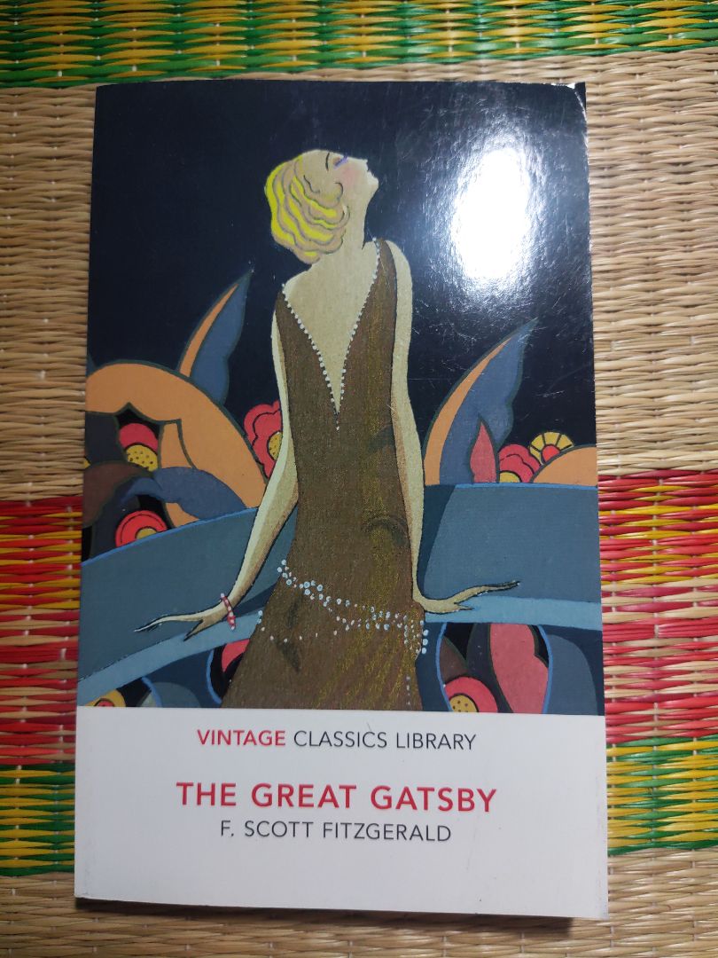 Chưa có đọc nhưng cho năm sao vì nhìn sách thích ơi là thích, chất lượng quá okay so với giá cả. Nói chung là cho 5 sao luôn nha. Tim tim tim