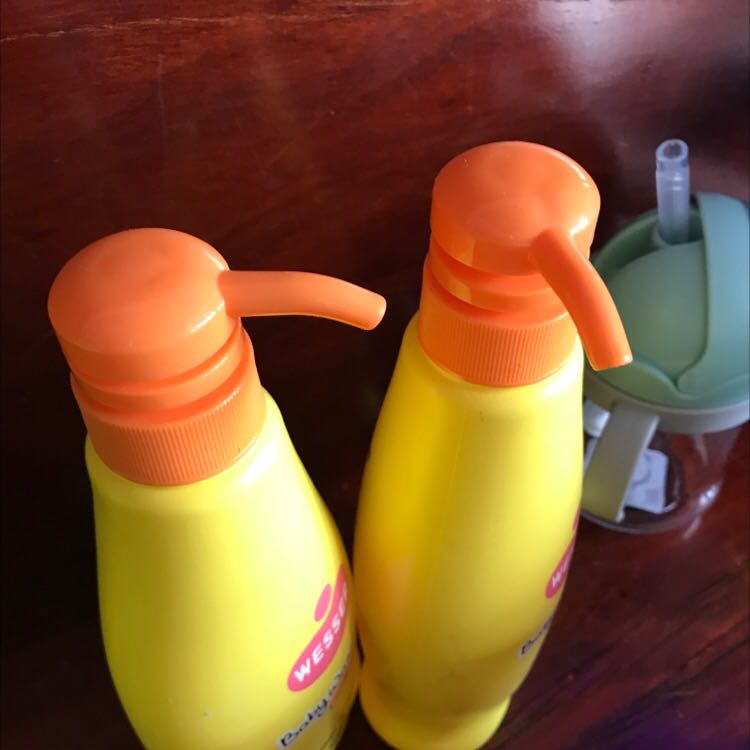 Làm ăn ***... đặt màu hồng giao màu cam Làm ăn ***... đặt màu hồng giao màu cam