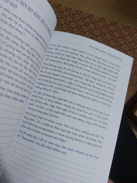 sách thật ,  shop làm ăn uy tín, mọi người nên mua nhé :))