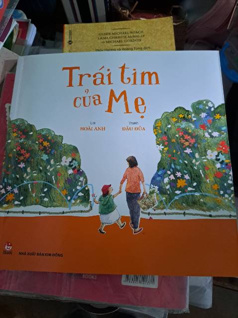 Hình ảnh đẹp, từ ngữ nên thơ nhưng bé mình 4 tuổi rồi nên sự phù hơp o còn nhiều nữa