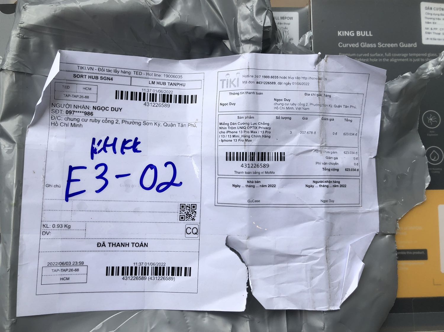 Shop làm ăn *** đảo đat uniq giao cái gì vây