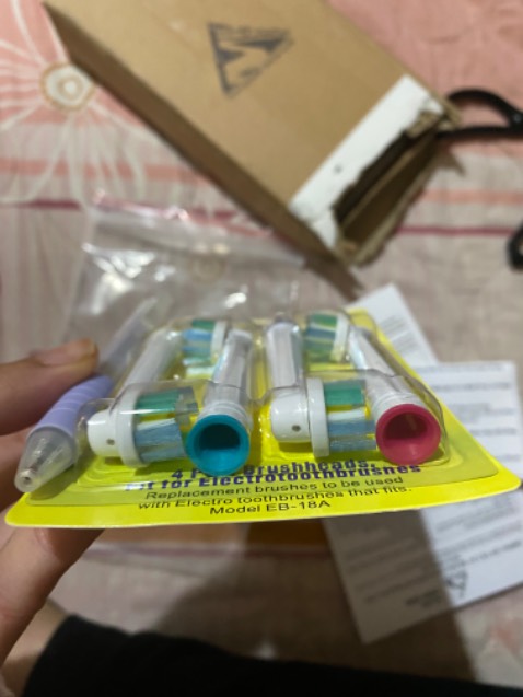 "Sản phẩm quá tuyệt vời; shop hổ trợ quá nhiệt tình; nếu có  10 sao cho shop 10 sao luôn
à mà mh hỏi gì shop rep nấy luôn.
nhanh trong mọi khâu, tốt."