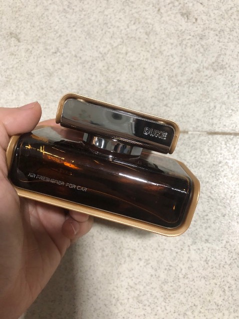 Thơm, dễ chịu, mùi thấy sang