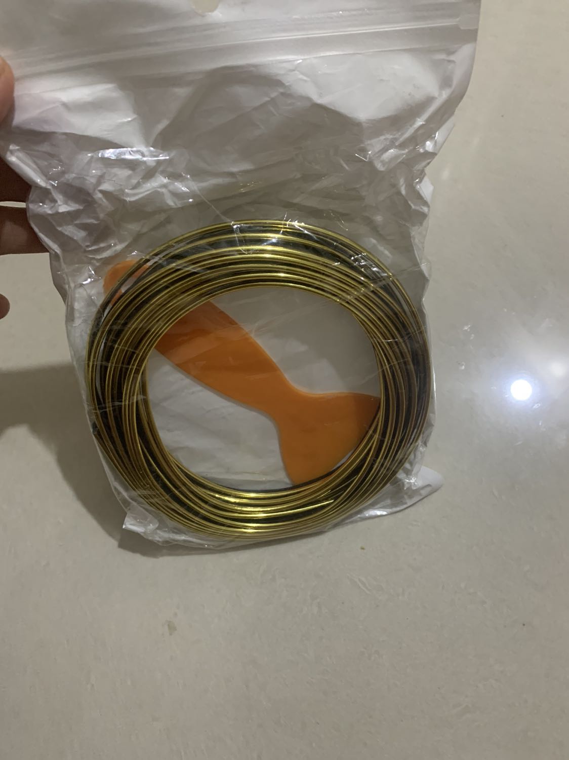 Shop giao sai hàng ,*** đảo ,yêu cầu giao lại cho đúng ,mất thời gian ghe gớm ,đi làm cả ngày chứ ai rảnh đâu ngồi ở nhà đi trả hàng ,bực bội .