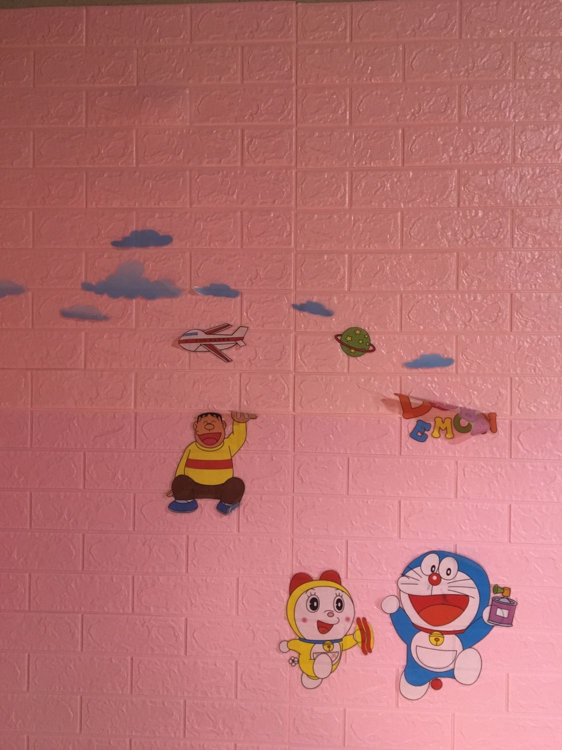 30 miếng mua màu hồng nhạt ko kiểm tra  giờ thành 2 màu . Hôm nay mua  tiếp 20 miếng 70 + 77 thì dao 70 + 70 đành phả chả lại ( thất vọng ) mong Tiki bán đúng như những ji mình đã quảng cáo và khách đã đặt  mua ( mua rồi chả lại cũng thấy ngại )