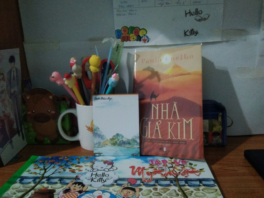 sản phẩm tốt, nội dung và hình thức trình bày đẹp tuy sản phẩm mình nhận hơi bị mốp trên đầu tí(mình ghét sách mà móp méo lắm) nhưng mình vẫn cho 5 sao vì nội dung hay,anh Shipper tốt bụng.Thế thôi