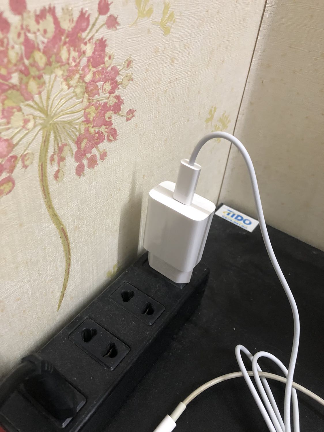 Sản phẩm giao nhanh. Xiaomi thì có thể tin tưởng được. Chờ thêm thời gian sử dụng xem thế nào