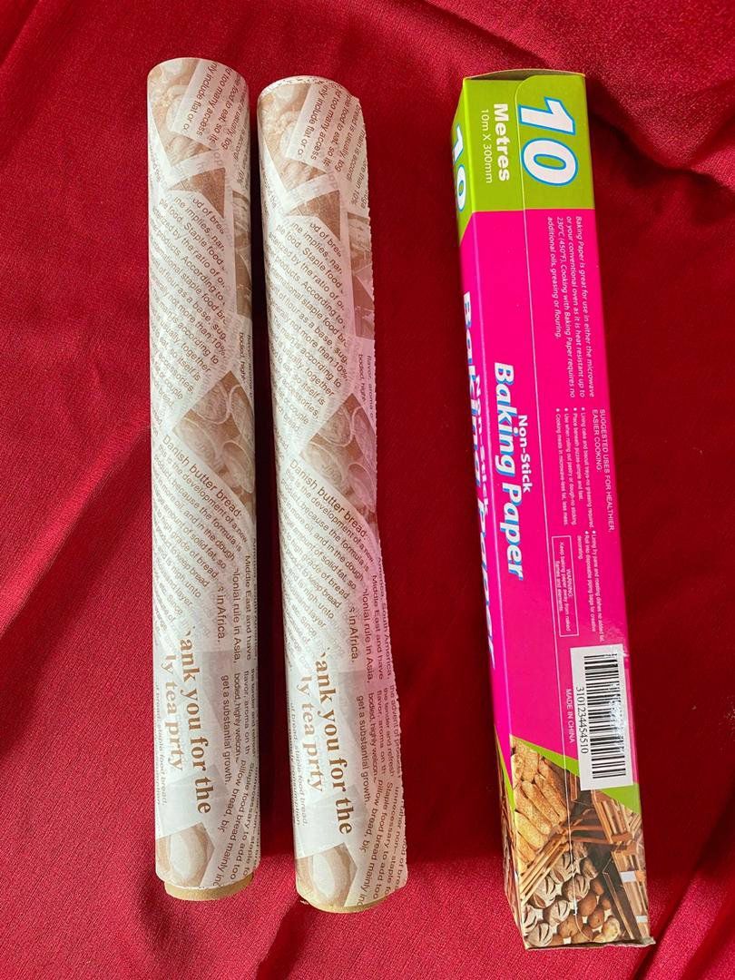 Giao hàng nhanh, đầy đủ. Giấy đẹp, luyện đc tiếng anh luôn :)) mặc dù mình *** tiếng anh. Cái hộp hồng chắc vứt đi vì vừa vướng vừa chả để làm gì