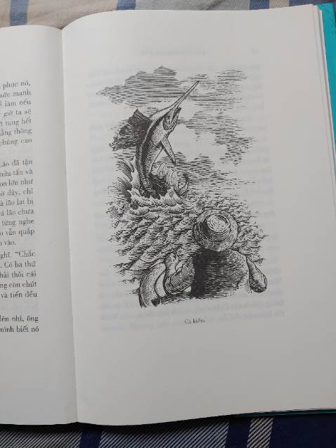 Đông A đã nâng tầm quyển sách lên 1 bậc, rất đẹp rất đáng đê sưu tầm, tiki giúp chiết khấu tốt giúp ng yêu sách tiếp cận đc dễ dàng hơn.  Rất đáng đọc và sưu tầm 1 tác phẩm kinh điển.