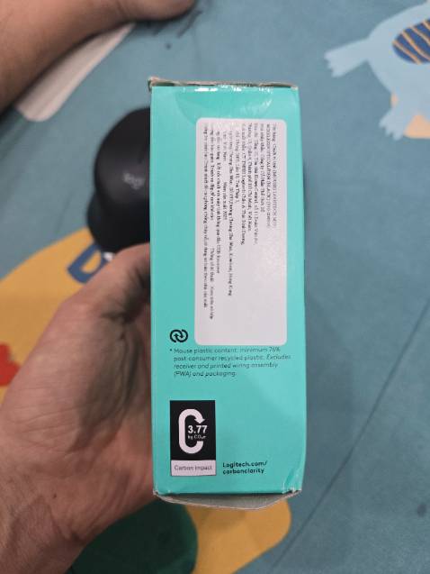 hàng không đúng như mô tả, hàng fake chất lượng hoàn thiện tệ nhưng vẫn đăng chính hãng, chuột M331 có viền silicon và đèn báo trên lưng chuột của shop thì không có. Tuy sàn Tiki chấp nhận hoàn hàng nhưng cách xử lý trường hợp này cũng chưa được nhanh gọn dứt khoát. Thái độ của nv vận chuyển Tiki đến nhận lại hàng cũng chưa được lịch sự. Nói chung trải nghiệm cho đơn hàng này tại Tiki rất tệ.