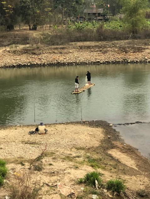 Mua hộ kh biết nhưng kh bên đâu cũng chưa dùng chưa biết với mua kh phải mình dùng nên không biết sao nhe