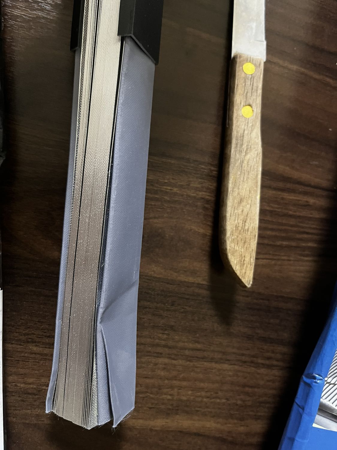 Sản phẩm bị cong mép, gỉ sét, hộp sản phẩm khi nhận bị móp, cong. Chưa thử gắn, sẽ phản hồi sau