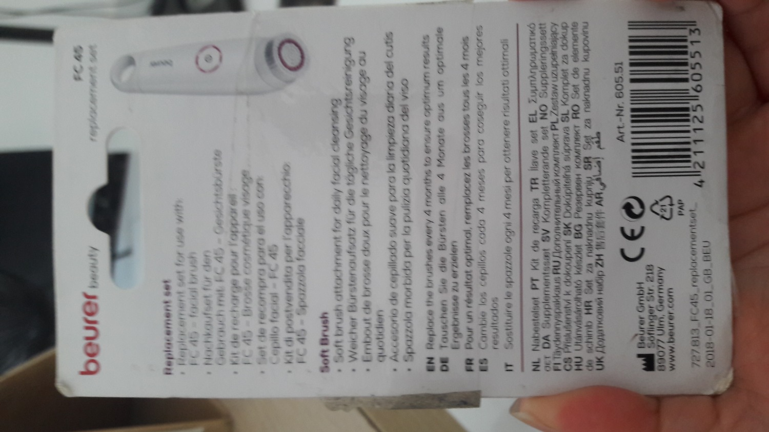 Giao hàng nhanh nhưng không mê nổi đóng gói và cảm quan bên ngoài của sản phẩm, bị méo xẹo mà bao bì nhãn mác cứ như để trong đống bụi xong lôi ra, hàng thì chắc là chuẩn.