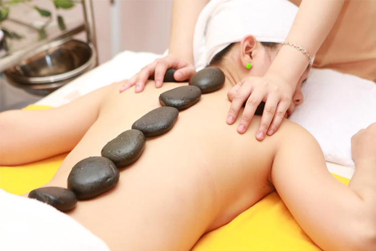 Combo Massage Body Nhật + Thái + Foot (70') Kết Họp  Ngâm Chân  Đắp Paraffin Thư Giản Tại Thanh Thanh Spa ( Miễn Tip)