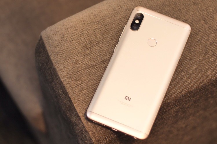 Giao diện Android trên điện thoại Xiaomi Redmi Note 5