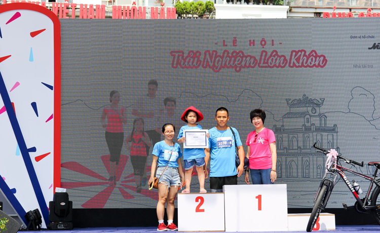 Giải Chạy Bộ Family Ekiden 2019