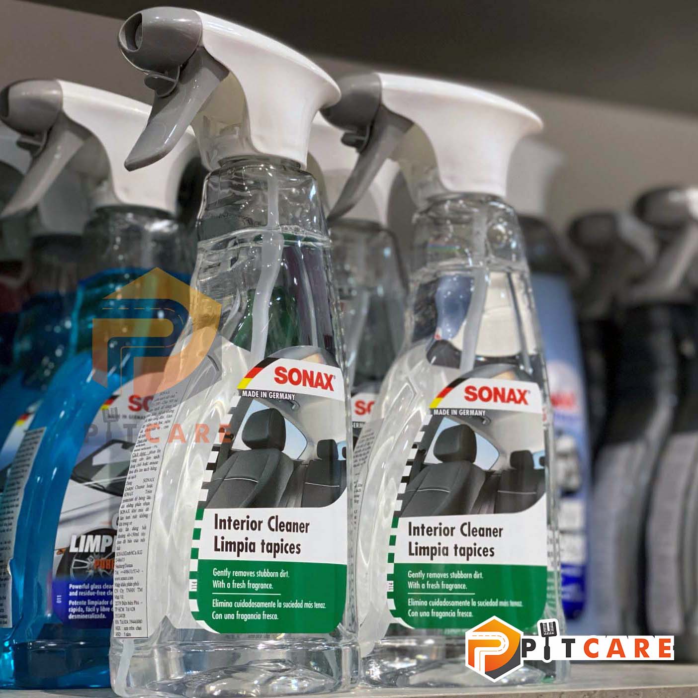 Dung dịch vệ sinh nội thất xe Sonax 321200 500ml