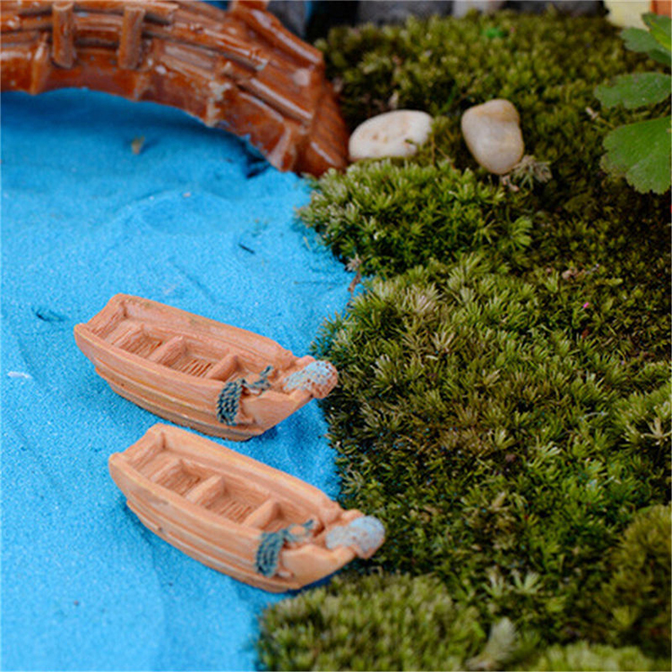 Mini Landscape Micro Decoration Cute Fishing Boat Resin Outdoor Miniature