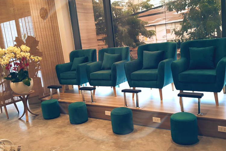 Liệu trình Thanh Tẩy Bạc Hà Kết Hợp ủ Dưỡng Lá Trà Tại Hebe Spa