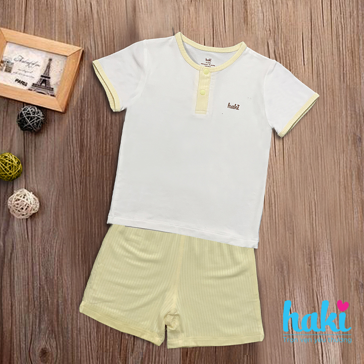 Bộ quần áo sơ sinh cho bé vải sợi tre siêu mềm mịn cao cấp - Bộ quần áo cộc tay cổ trụ phối màu, bộ cộc tay bé gái -  bộ cộc tay bé trai, đồ sơ sinh cho bé từ 3 tháng đến 3 tuổi (4kg - 15kg)  Haki BB022Bộ quần áo cộc tay cổ trụ phối màu vải sợi tre cao cấ