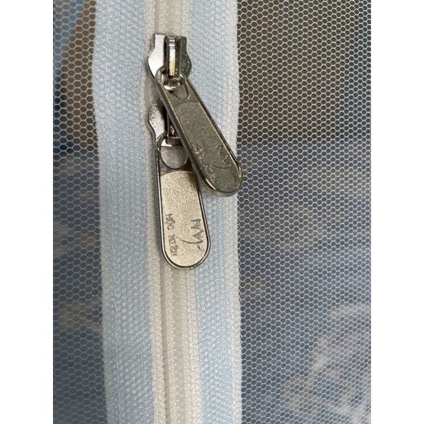 Màn chụp tự bung đỉnh tù cao cấp Mộc Miên loại 1,6m x2m -1 cửa