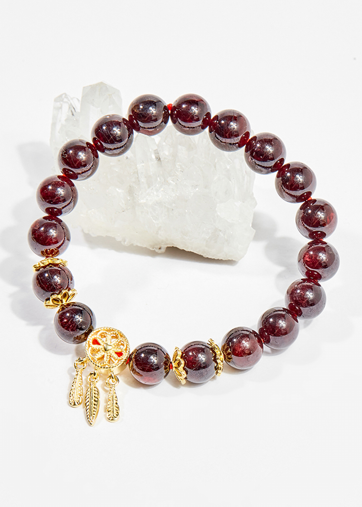 Vòng tay phong thủy nữ đá garnet charm dreamcatcher mạ vàng 24k 8mm mệnh hỏa , thổ - Ngọc Quý Gemstones