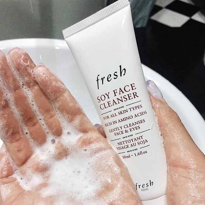 Sữa Rửa Mặt Cho Da Nhạy Cảm - Fresh Soy Face Cleanser 150ml (Hàng Nhập Khẩu Từ Pháp)