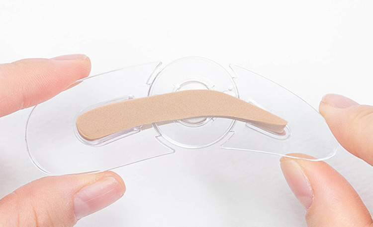Bông Mút Trang Điểm Chân Mày Innisfree Easy Stamping Brow (1 Cái)