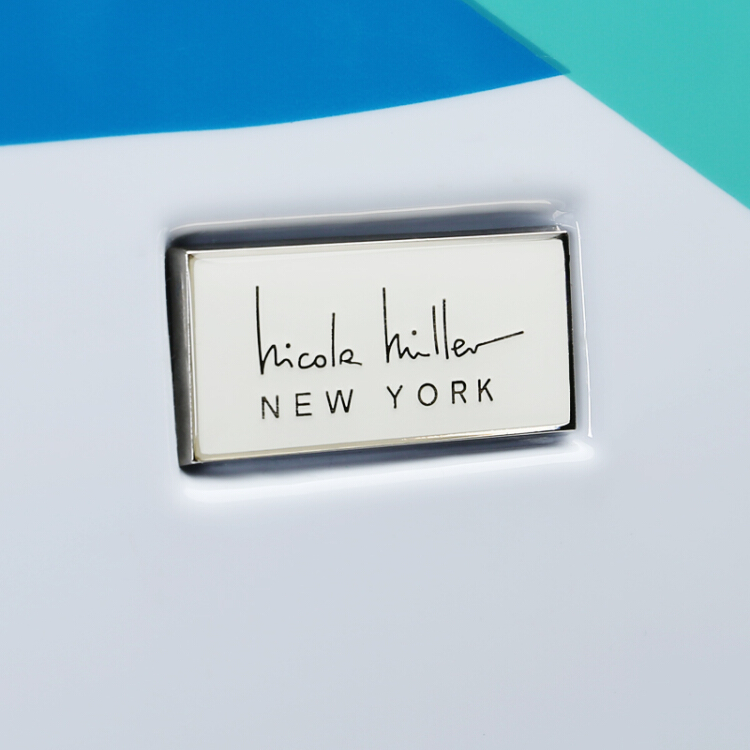 Vali Kéo Nicole Miller Màu Sắc Vỏ Cứng 24 Inch Trắng