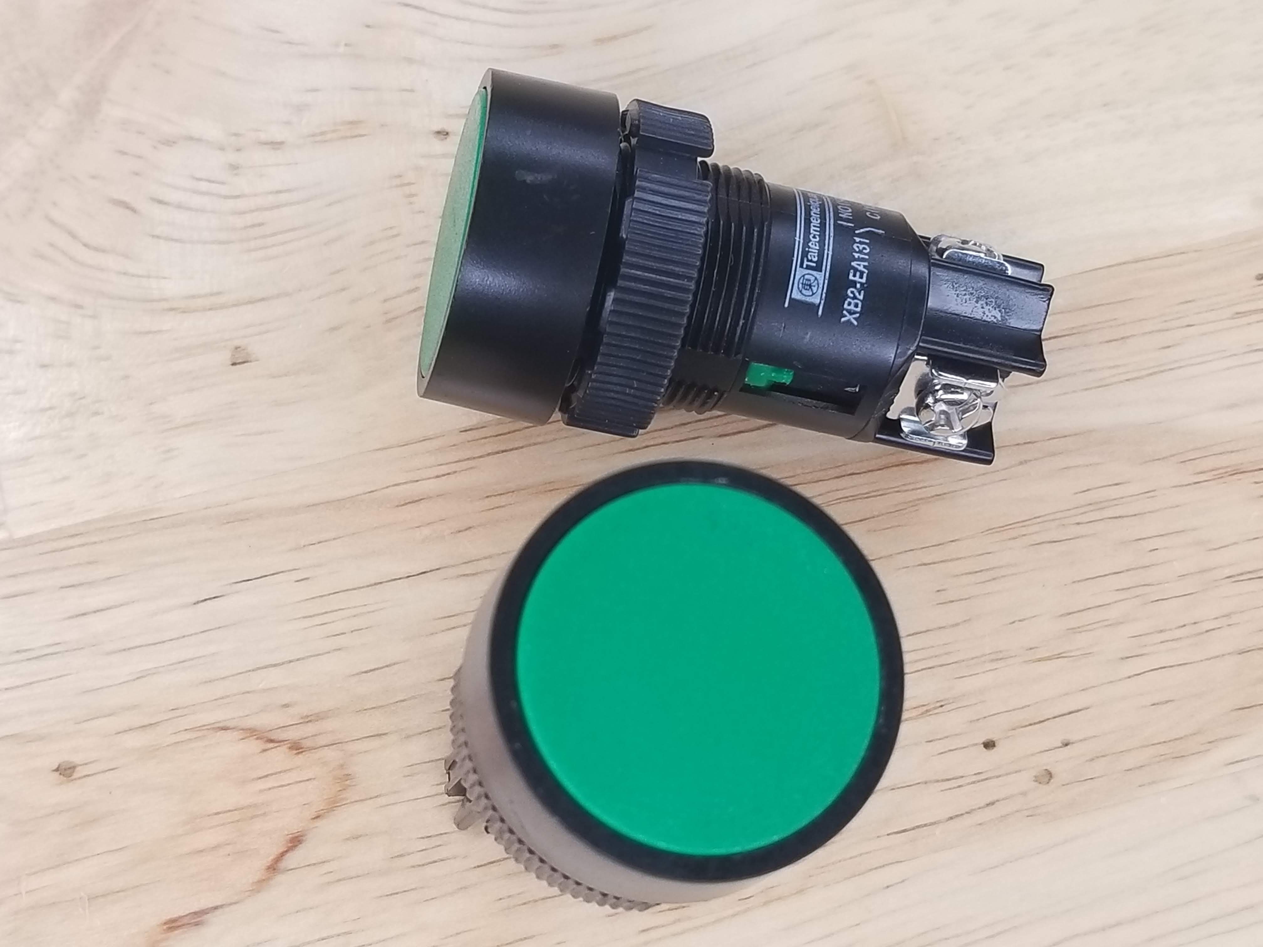 fukidi nút nhấn nhả XB2-EA141 và XB2-EA131 22mm