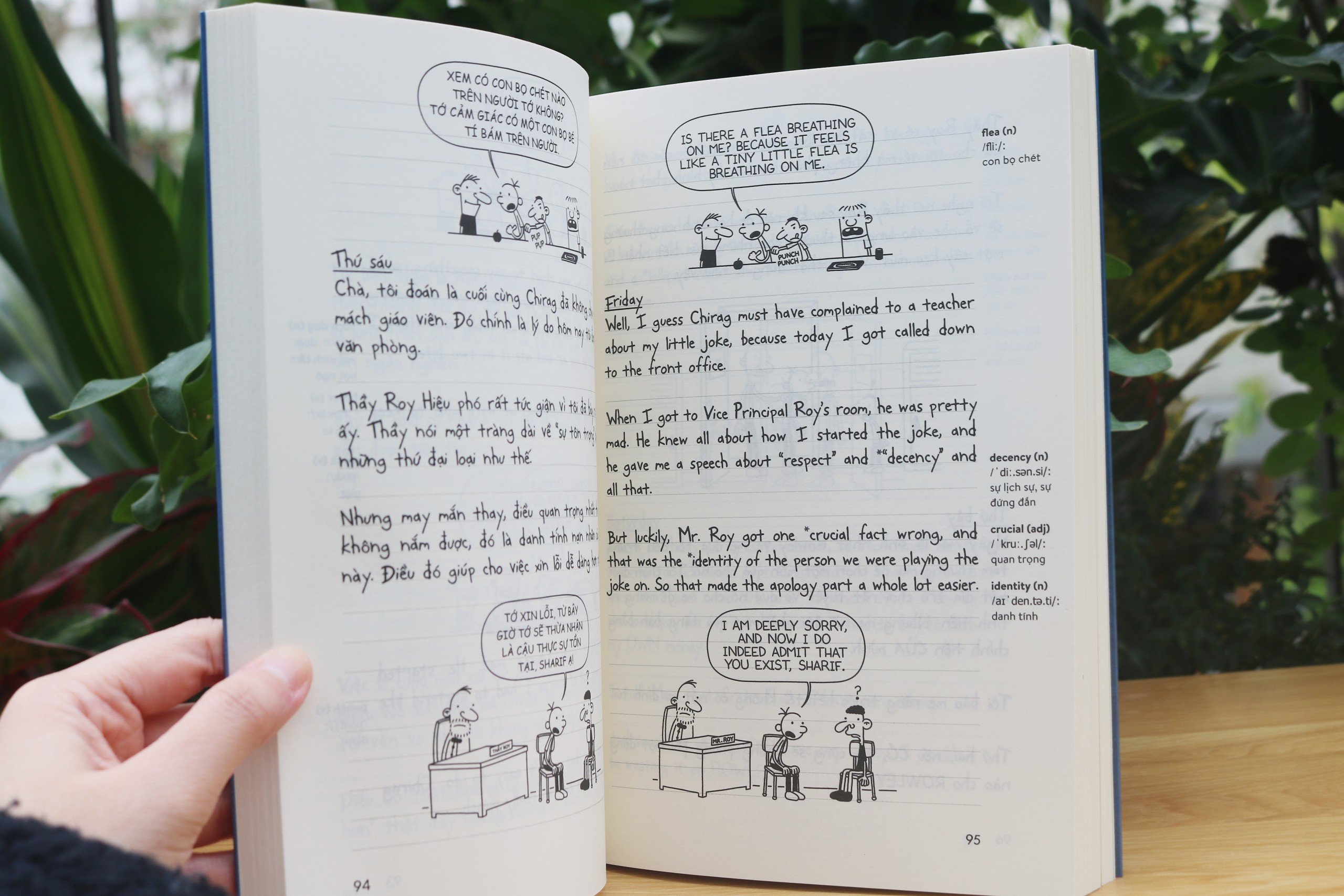 [Combo tập 6-10] Sách Song Ngữ: Nhật Ký Chú Bé Nhút Nhát - Diary Of A Wimpy Kid - Truyện song ngữ dành cho thiếu nhi có note từ vựng, tặng kèm file nghe - HG Books