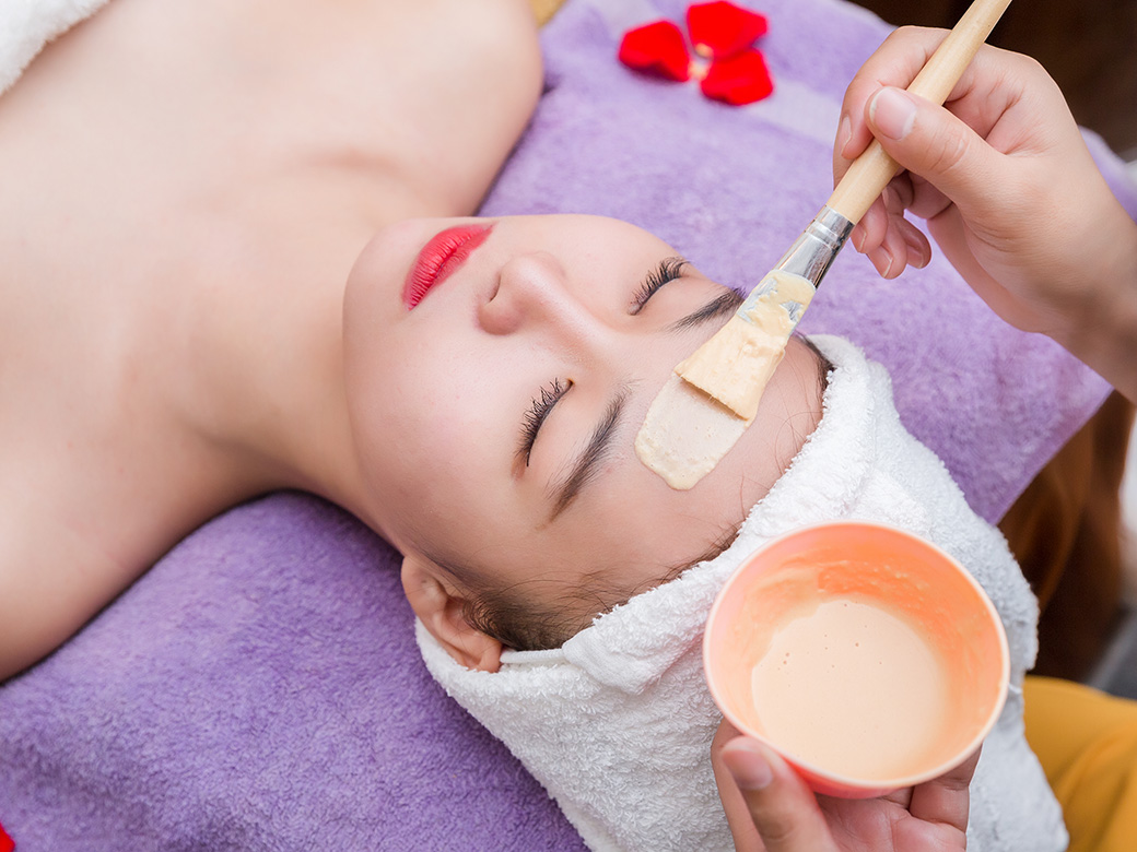 Paradise Beauty & Spa - Massage Toàn Thân Kết Hợp Ấn Huyệt Thư Giãn Thảo Dược Gừng 