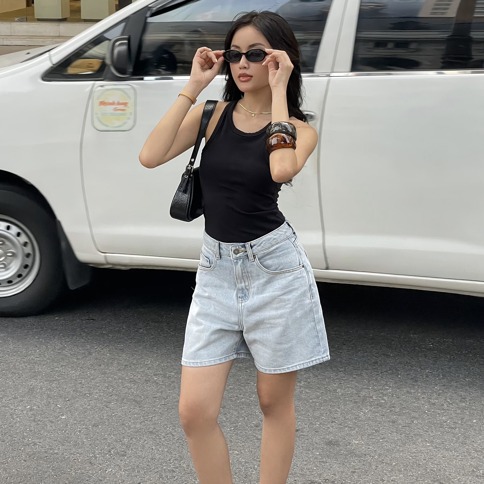 Quần short jean nữ ngắn lưng cao regular fit Aaa Jeans