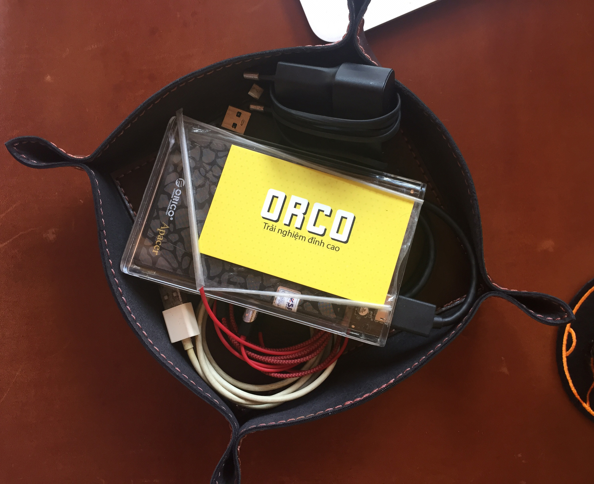 Khay Để Đồ Bàn Làm Việc Orco 