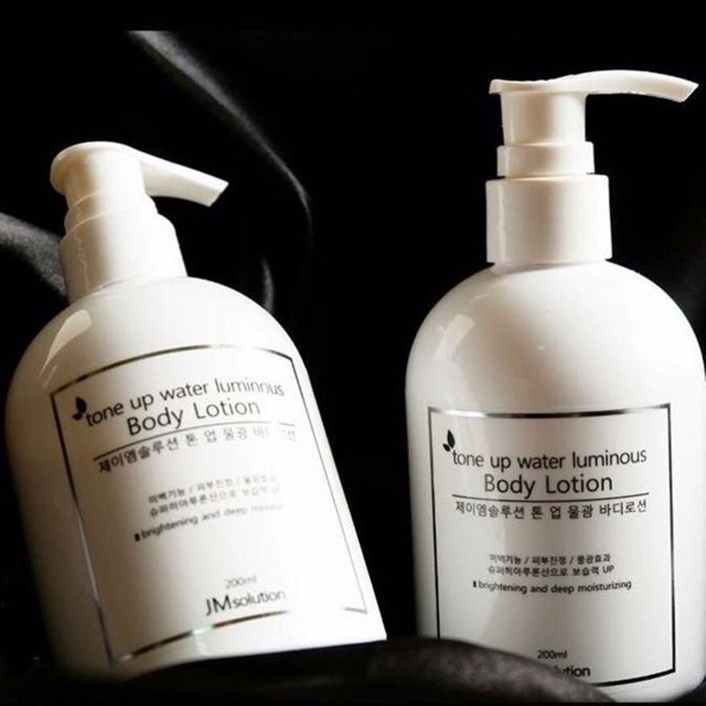 [ BODY LOTION ] SỮA DƯỠNG THỂ DƯỠNG TRẮNG , CẤP ẨM CHO DA JMSOLUTION TONE UP WATER LUMINOUS BODY LOTION 200ML